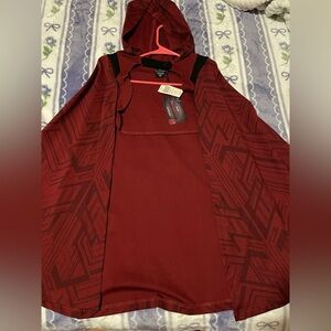 Her Universe Burgundy and Black Cape